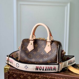 xubag.ru-lv-m46234-louis-vuitton-speedy-bandouliere-20-black-1