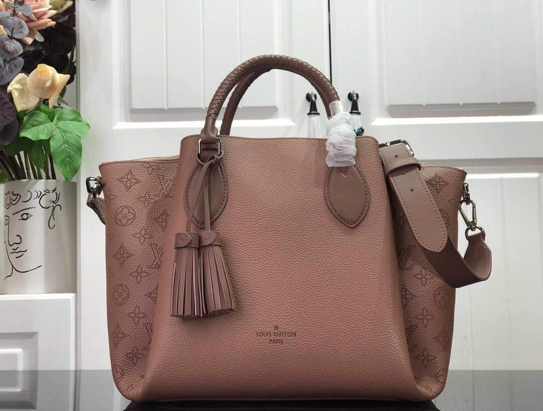 LV M55030 Louis Vuitton Haumea Mahina Bag M55031 Magnolia Pink - luxibagsmall