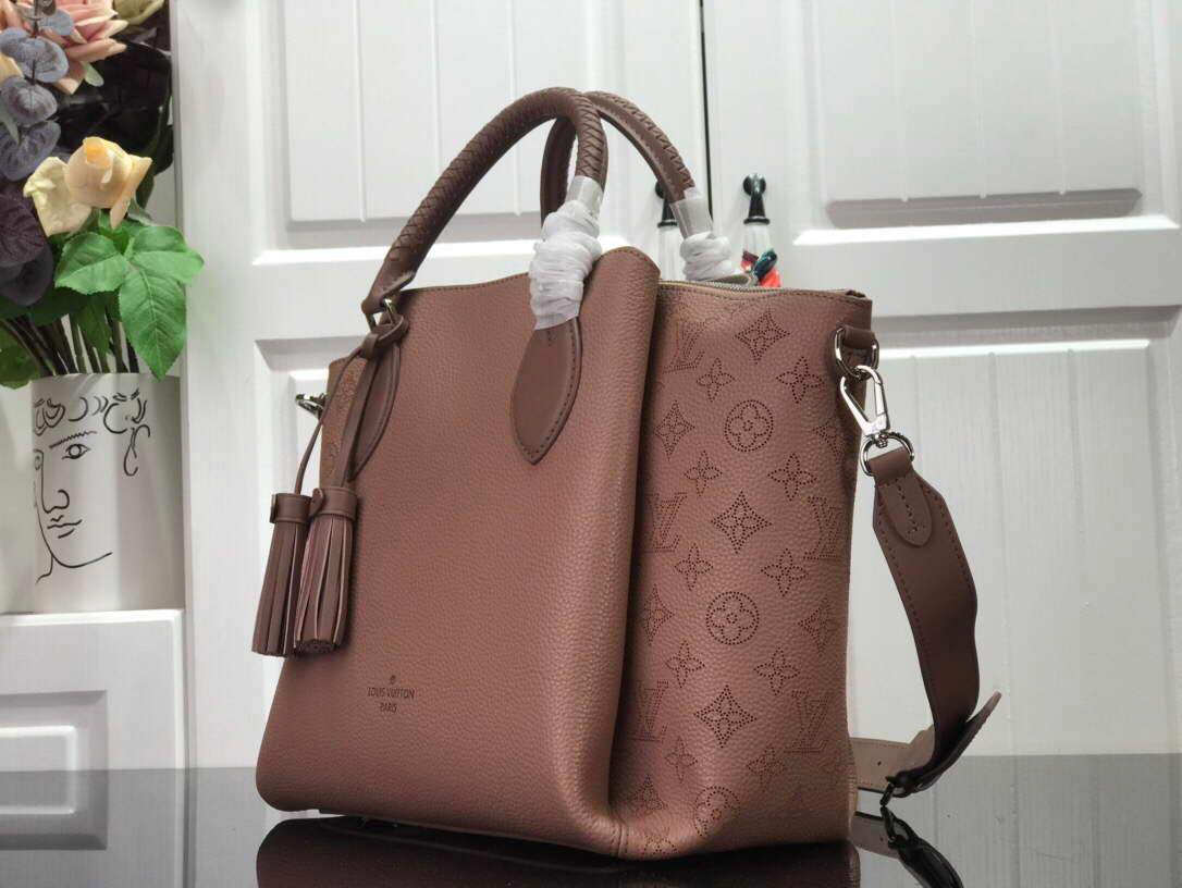 LV M55030 Louis Vuitton Haumea Mahina Bag M55031 Magnolia Pink - luxibagsmall