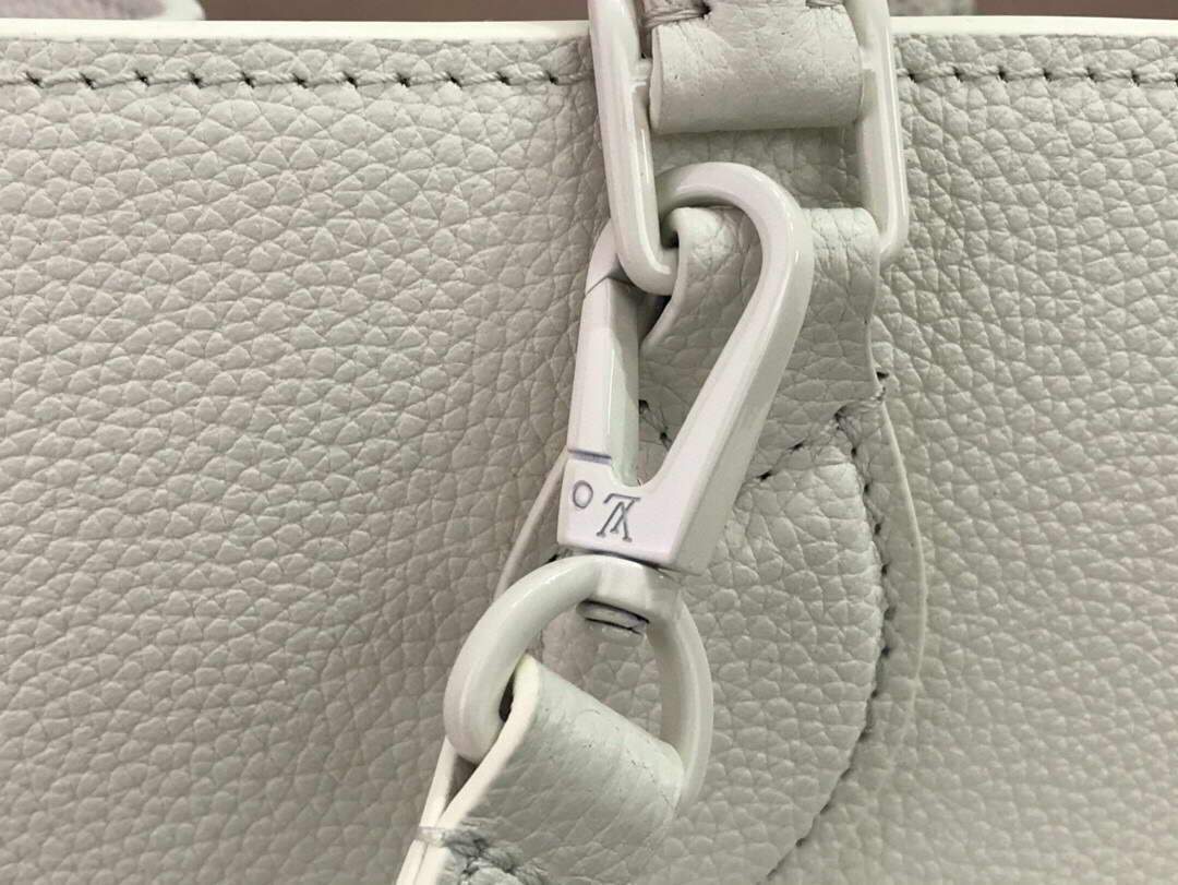 LV M55817 Louis Vuitton Lockme Tote PM Leathers M55845 Bag White - luxibagsmall