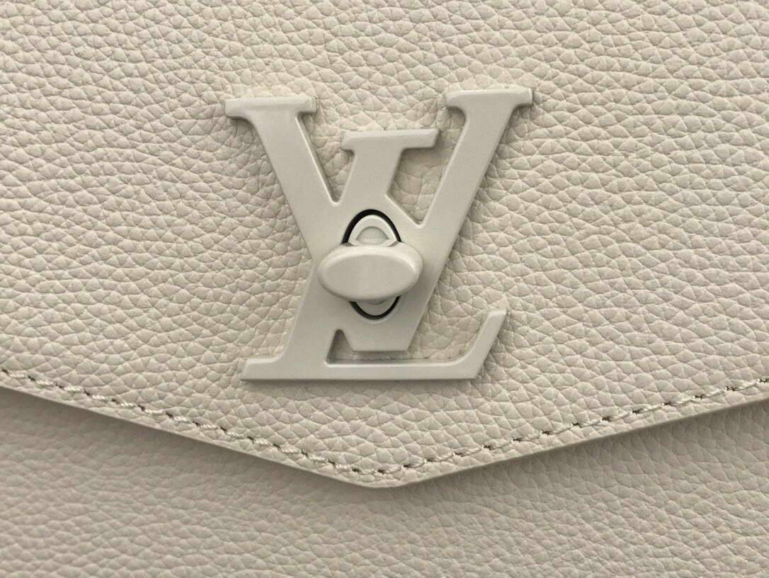 LV M55846 Louis Vuitton Lockme Tote MM Leathers M55818 Bag White - luxibagsmall