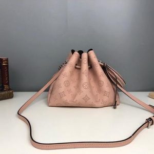 LV M57068 Louis Vuitton M57070 Bella Mahina M57201 Crossbody Magnolia Pink - Voguebags