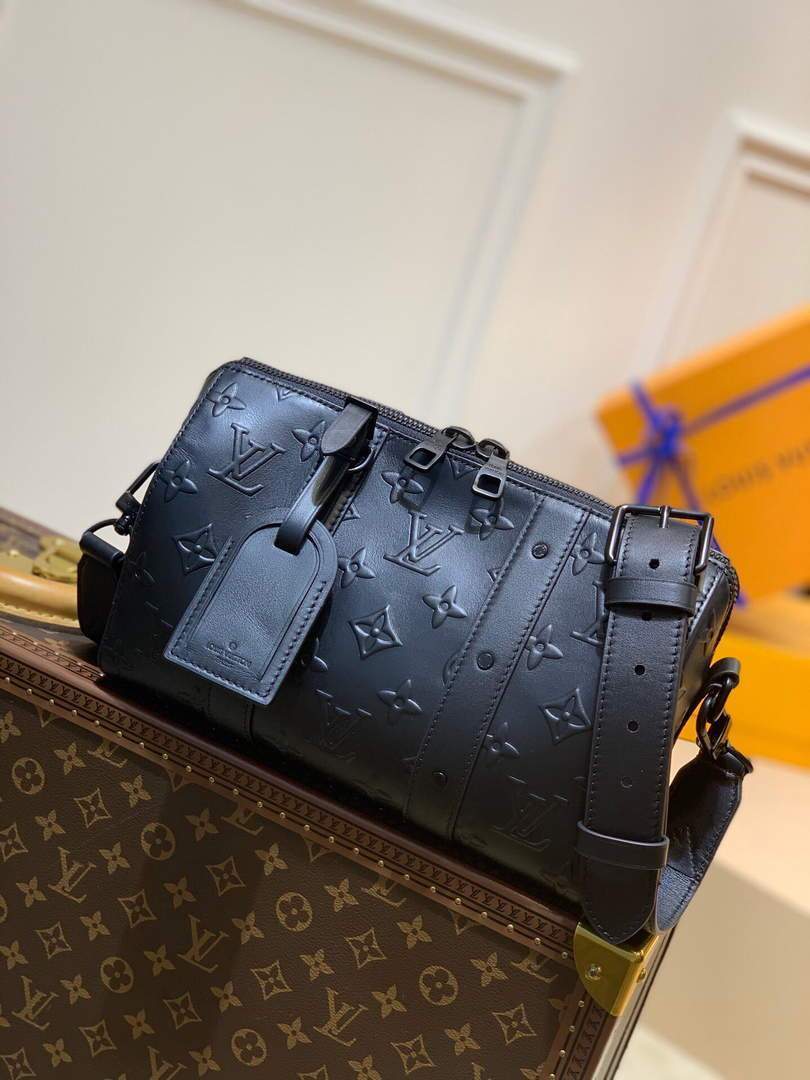 LV M57955 Louis Vuitton City Keepall Bag Black - luxibagsmall