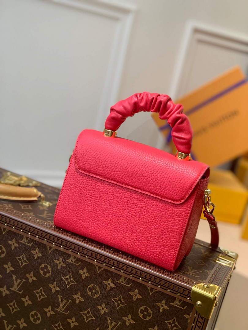 LV M58691 Louis Vuitton Twist PM Leathers Handbag Pondichery Pink - luxibagsmall