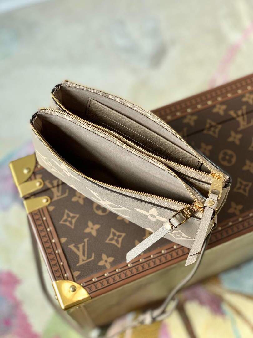 LV M69203 Louis Vuitton Double Zip Pochette Monogram Gray - luxibagsmall