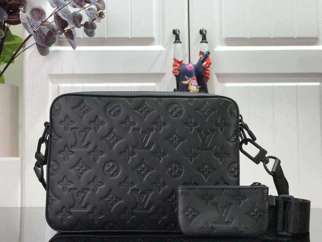 LV M69827 Louis Vuitton Duo Messenger Monogram Shadow Leather Black - luxibagsmall