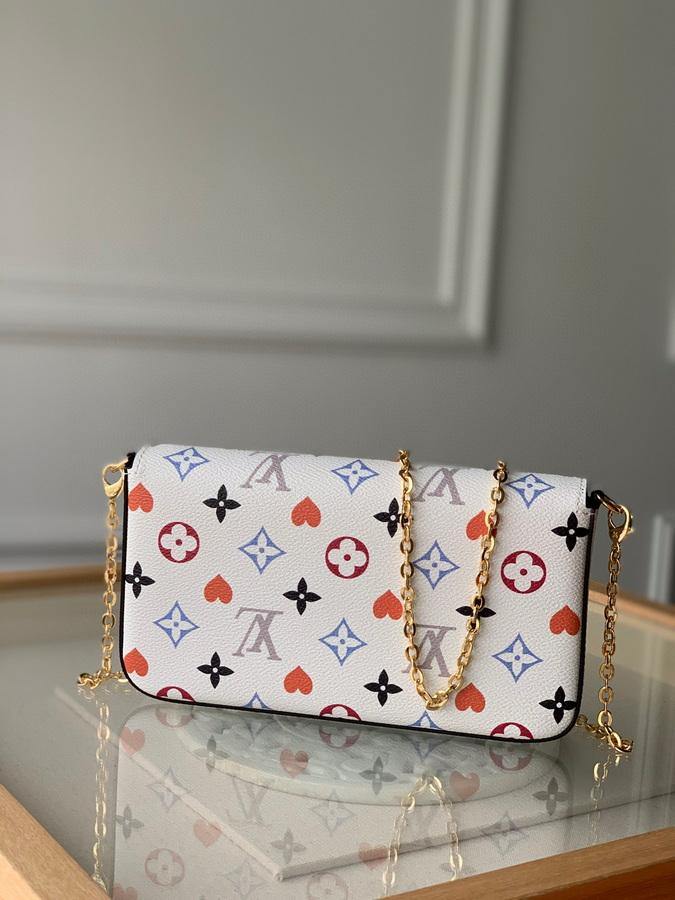 LV M80232 Louis Vuitton M69977 Game on Felicie Pochette Bag White - Voguebags