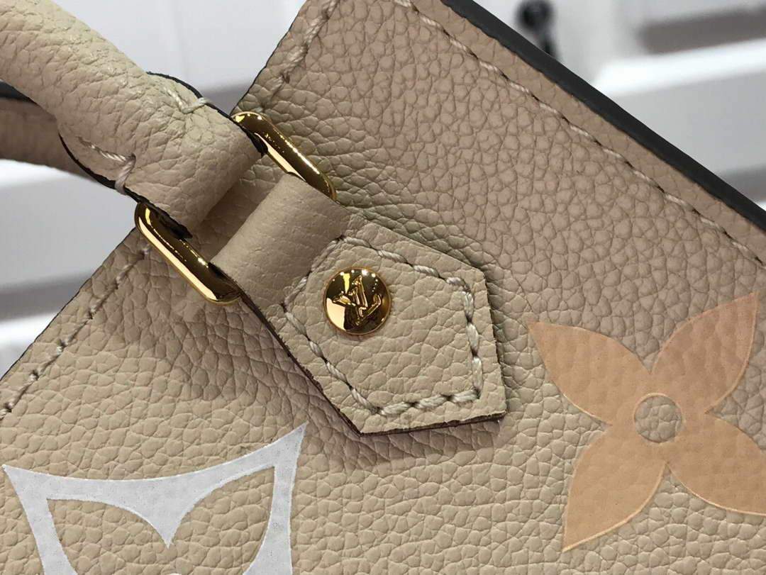 LV M80449 Louis Vuitton Petit Sac Plat Bag Cream Saffron - luxibagsmall