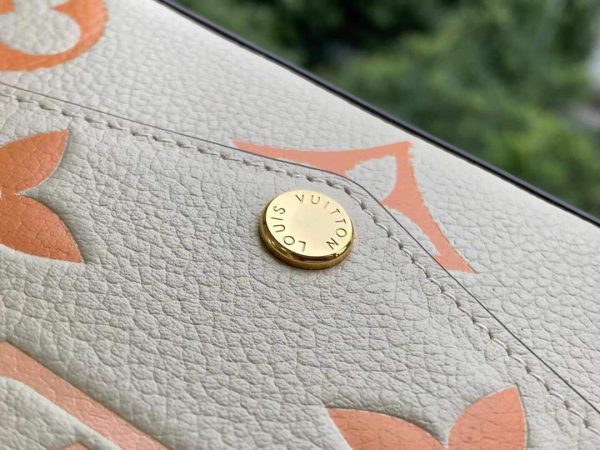 LV M80498 Louis Vuitton Félicie Pochette Bag Cream - luxibagsmall