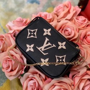 xubag.ru-lv-m80732-mini-pochette-accessoires-bicolor-monogram-empreinte-leather-black-and-beige-1