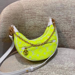 xubag.ru-lv-m81484-louis-vuitton-loop-half-moon-baguette-bag-yellow-002