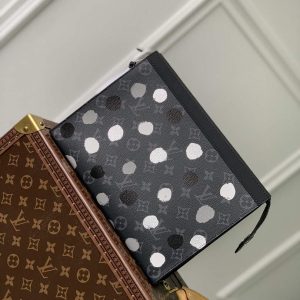 xubag.ru-lv-m81934-louis-vuitton-lv-x-yk-pochette-voyage-bag-1