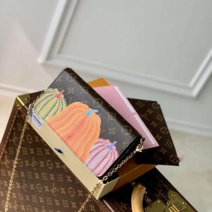 xubag.ru-lv-m82108-louis-vuitton-lv-x-yk-felicie-pochette-1