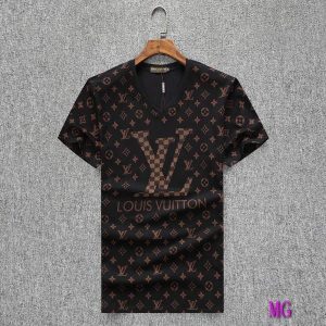 xubag.ru-lv-men-t-shirts-louis-vuitton-fashion-clothing-0-4837541a-f85f-4070-8225-0839b7406f59