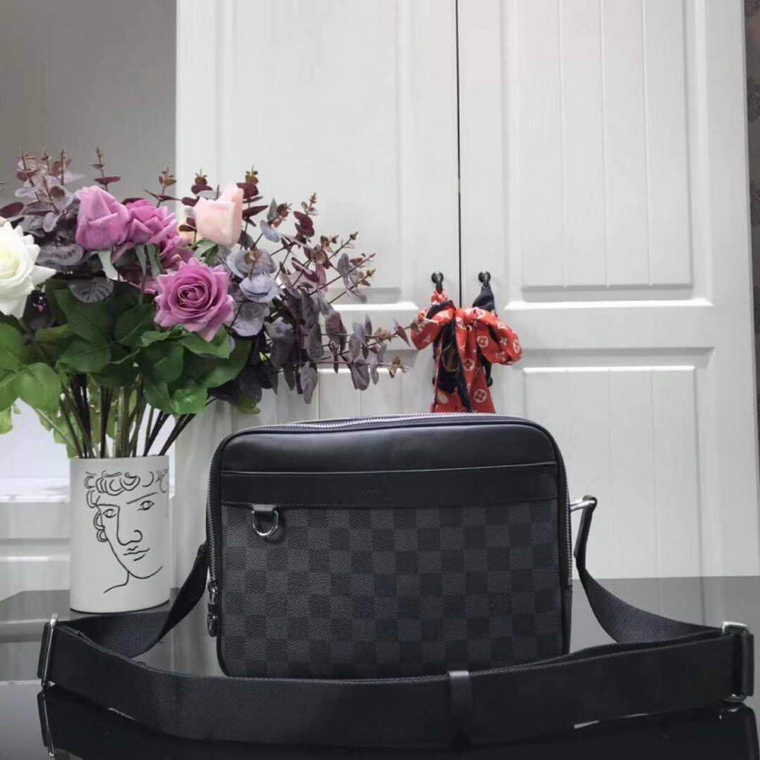 LV N40087 Louis Vuitton Trocadero Messenger NM PM Bag Shoulder Bag Black - luxibagsmall