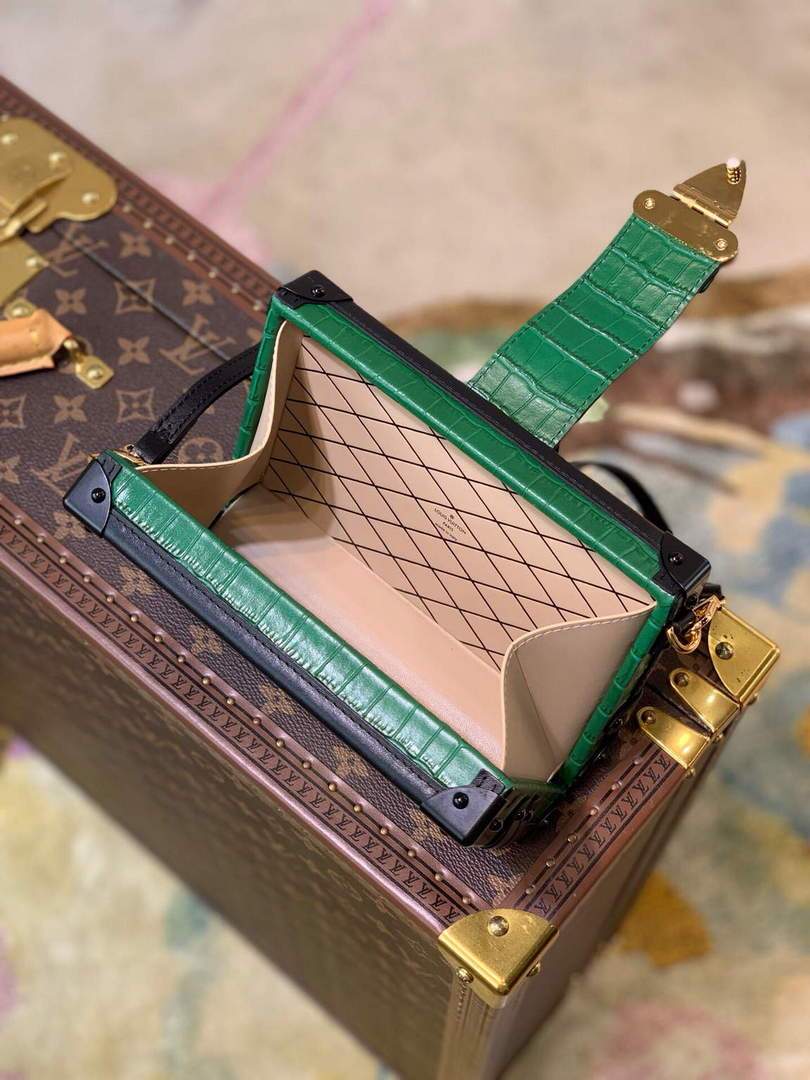 LV N93145 Louis Vuitton Petite Malle crocodilien brillant Bag N93144 Emeraude Green - luxibagsmall