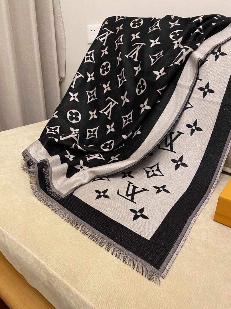 LV Scarves Louis Vuitton Monogram Shawl Scarf M60013 - luxibagsmall