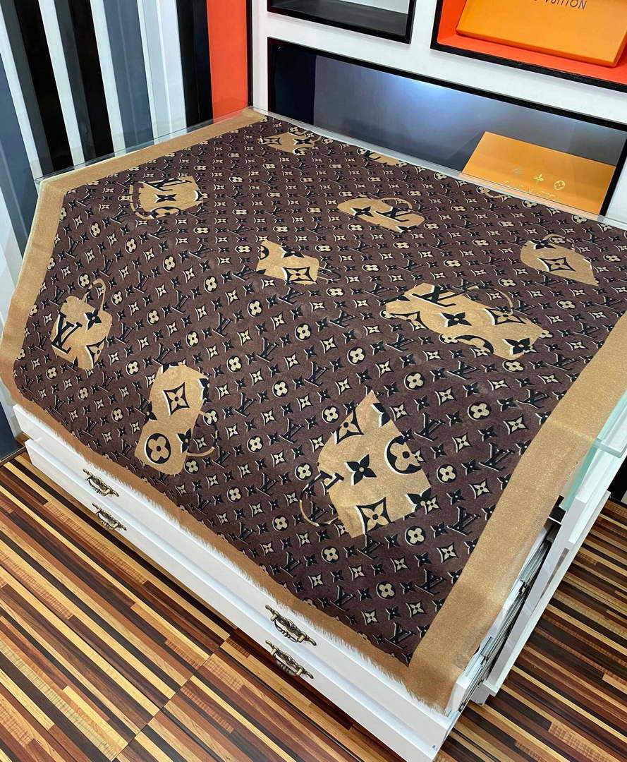 LV Scarves Louis Vuitton Monogram Shawl Scarf M60020 - luxibagsmall