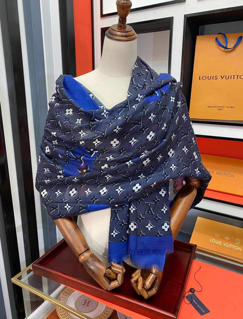 LV Scarves Louis Vuitton Monogram Shawl Scarf M60021 - luxibagsmall