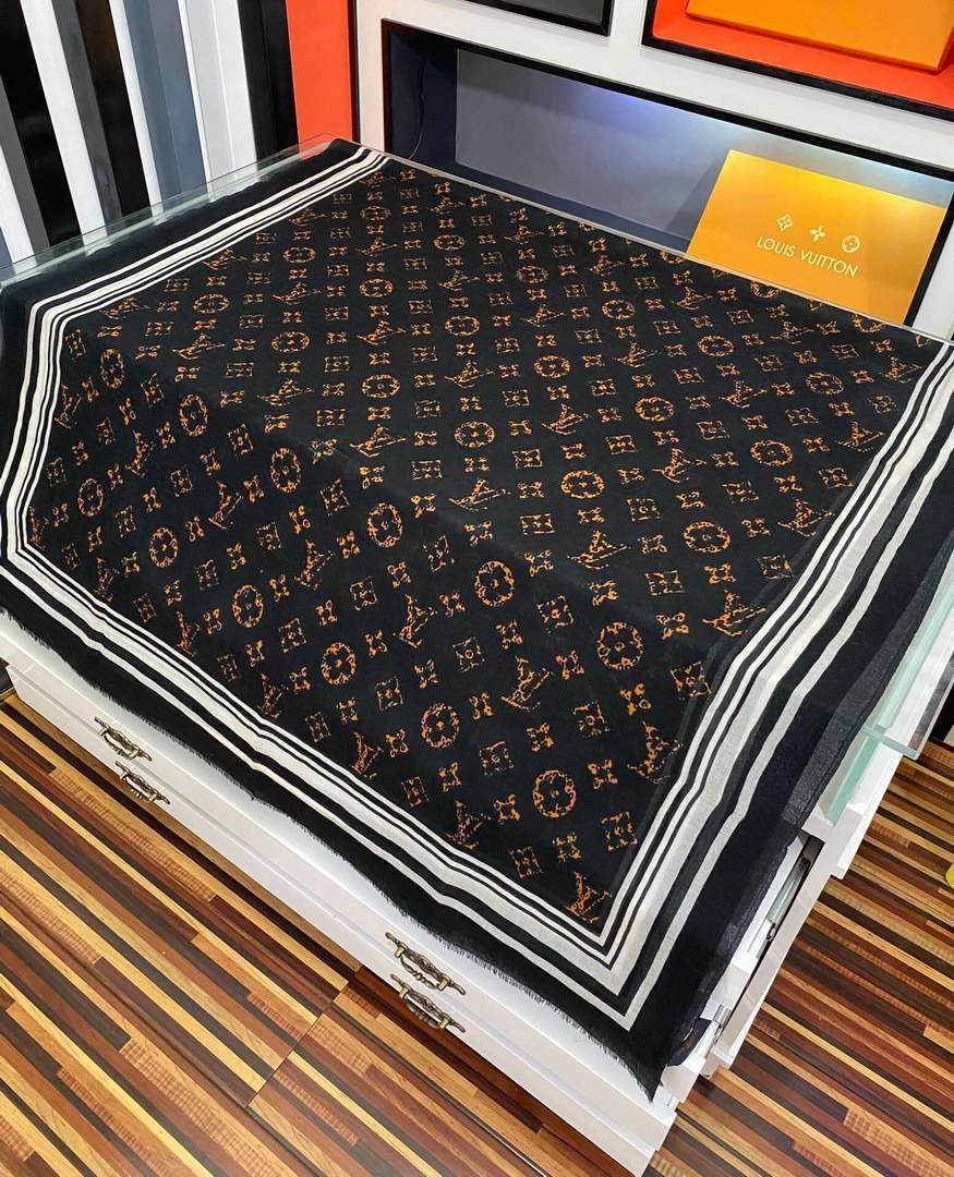 LV Scarves Louis Vuitton Monogram Shawl Scarf M60027 - luxibagsmall