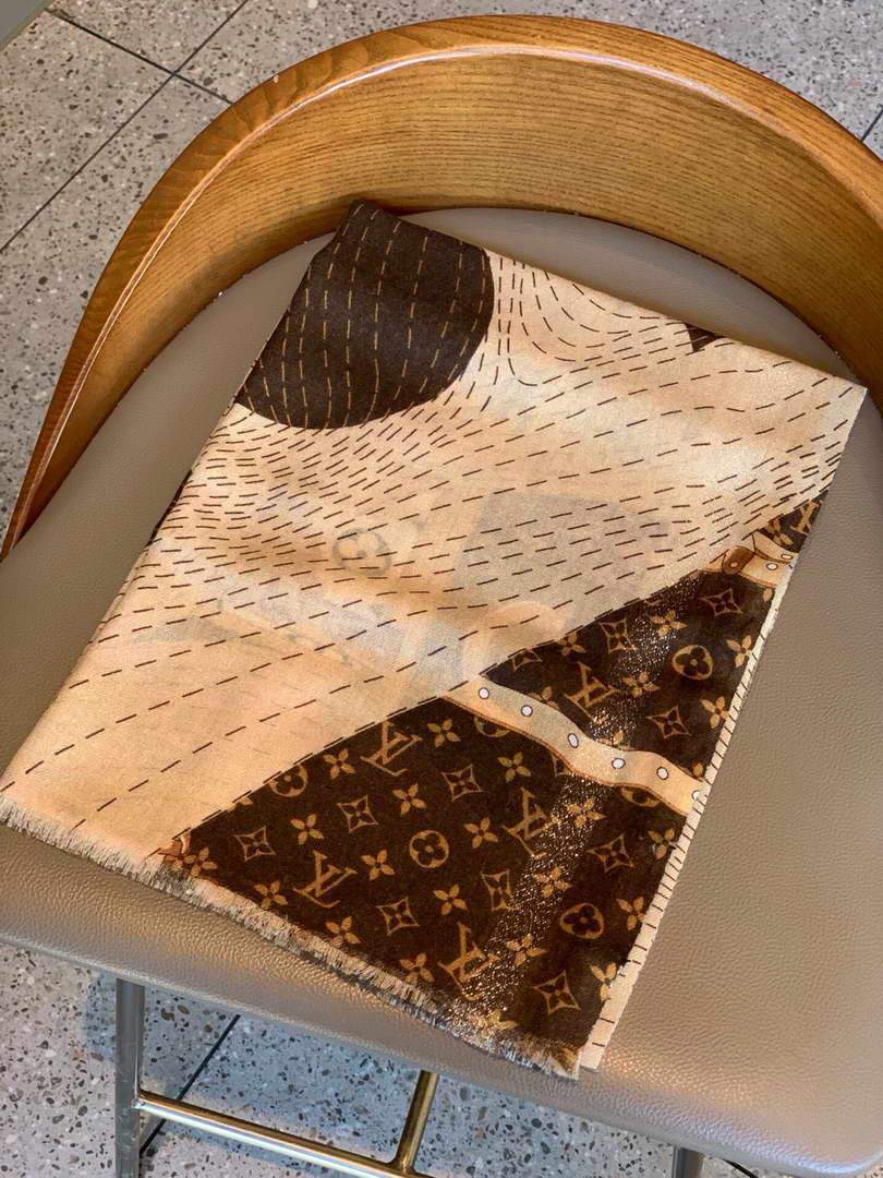 LV Scarves Louis Vuitton Monogram Shawl Scarf M60039 - luxibagsmall