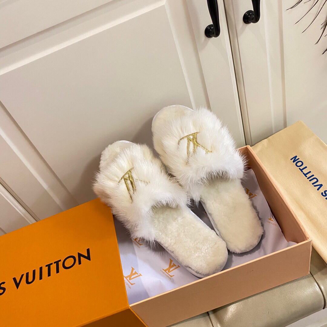 LV Slippers Designer Louis Vuitton Home Slippers 81089 Beige - luxibagsmall