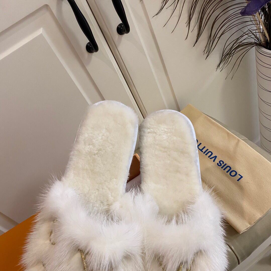 LV Slippers Designer Louis Vuitton Home Slippers 81089 Beige - luxibagsmall