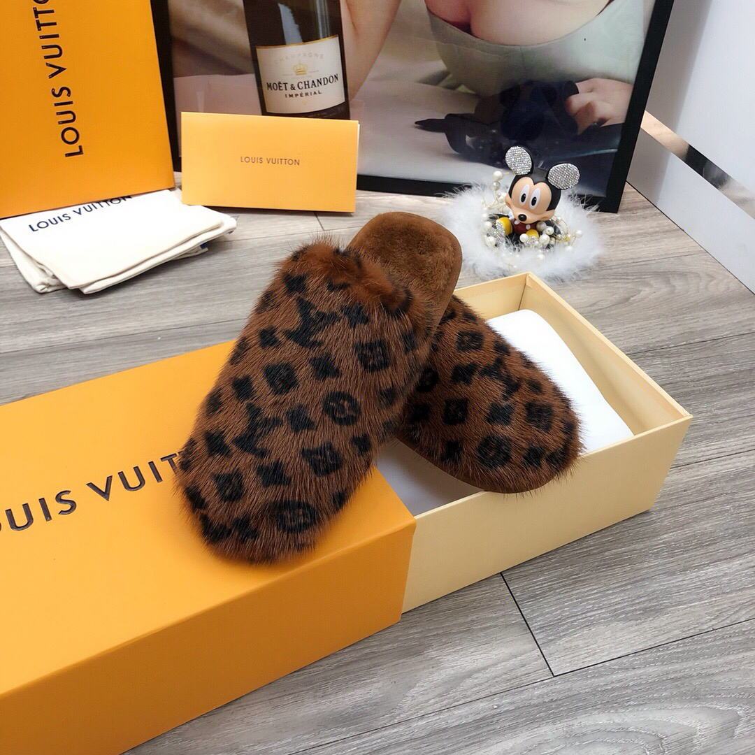 LV Slippers Designer Louis Vuitton Home Slippers 81094 Brown - luxibagsmall