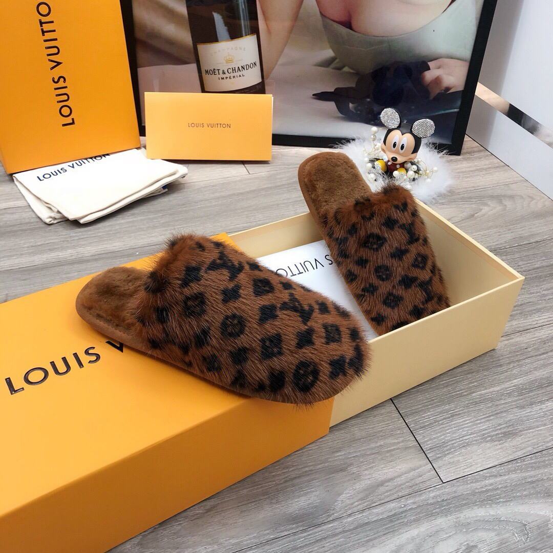 LV Slippers Designer Louis Vuitton Home Slippers 81094 Brown - luxibagsmall