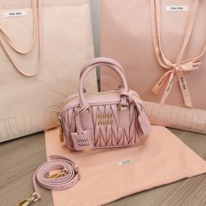 xubag.ru-miumiu-5bb123-matelasse-nappa-leather-handbag-052