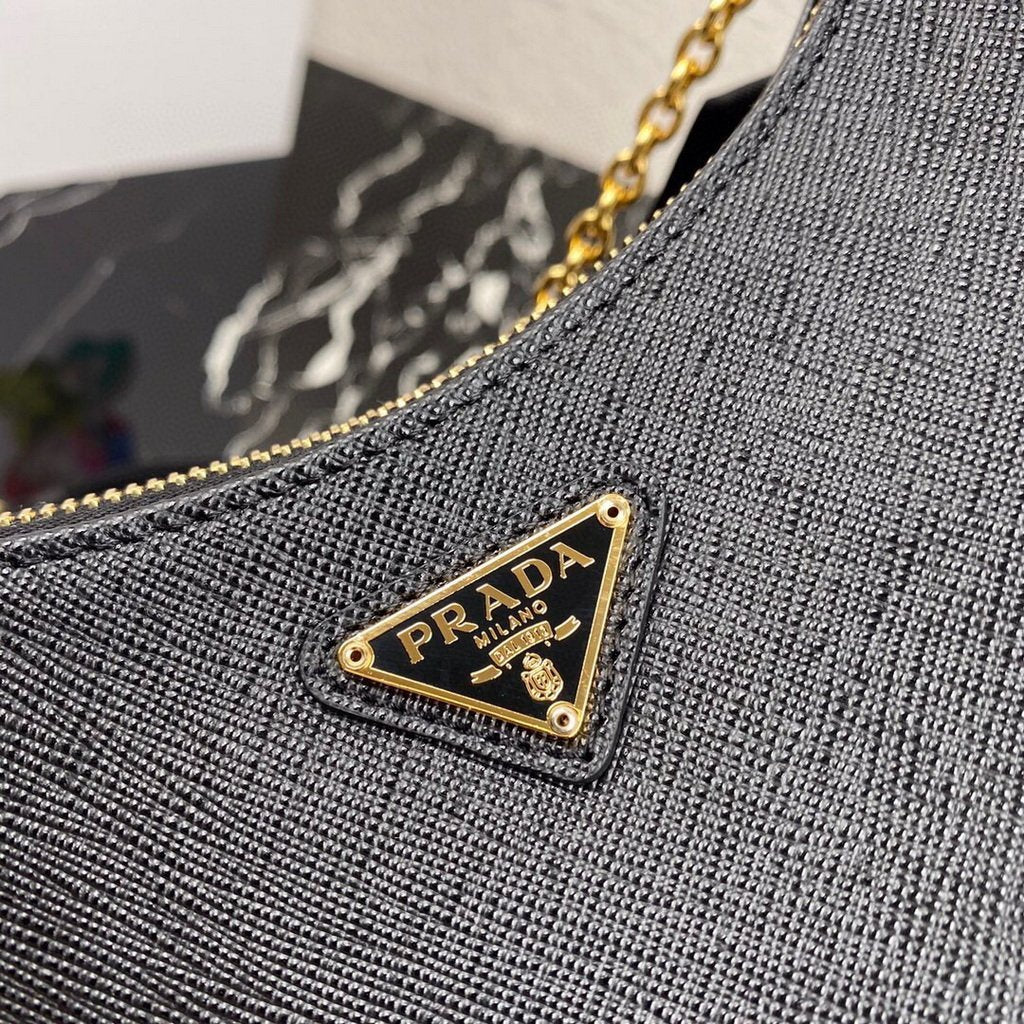 Prada 1BH204 Prada Re-Edition 2005 Saffiano leather Bag in Black - luxibagsmall