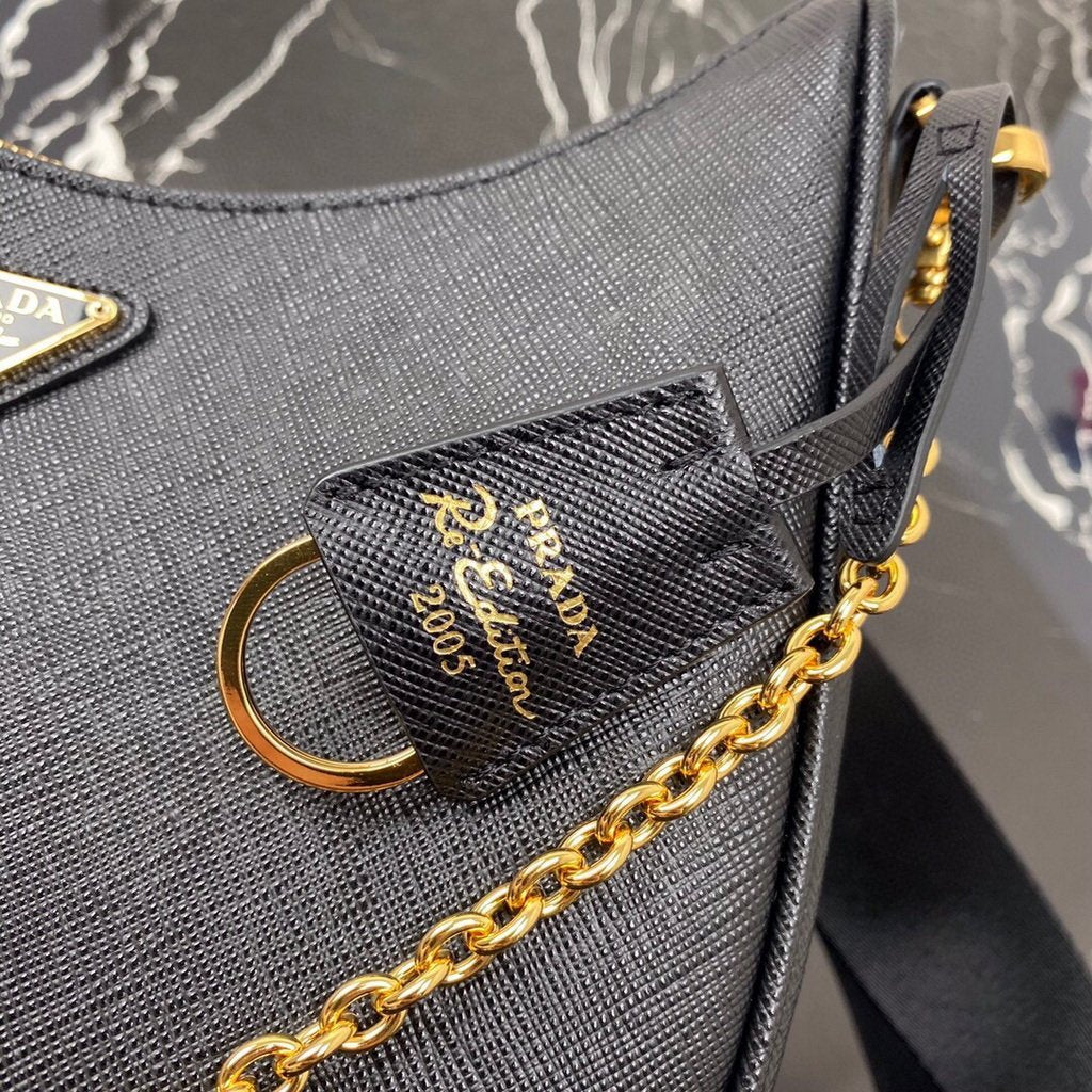 Prada 1BH204 Prada Re-Edition 2005 Saffiano leather Bag in Black - luxibagsmall