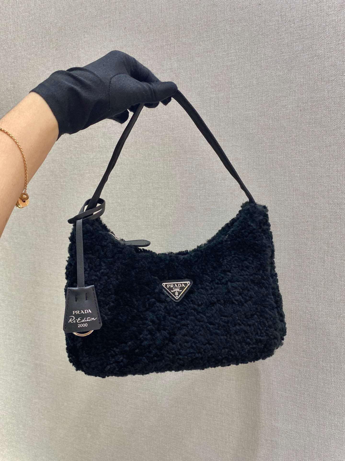 Prada 1NE515 Re Edition 2000 Shearling Mini Bag Black - luxibagsmall