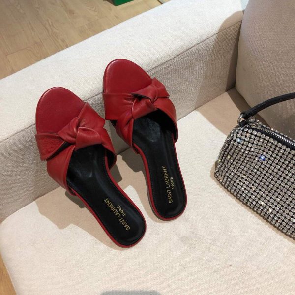 Yves Saint Laurent Bianca Flat Mules In Smooth Leather Red 30153 - luxibagsmall