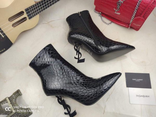 Yves Saint Laurent Opyum Ankle Boots in Alligator-Embossed Patent Leather 63959910 Black with Black Heel - luxibagsmall