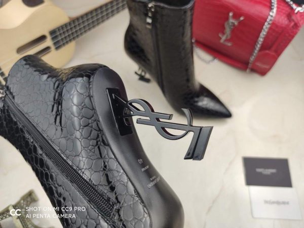 Yves Saint Laurent Opyum Ankle Boots in Alligator-Embossed Patent Leather 63959910 Black with Black Heel - luxibagsmall