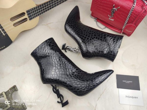 Yves Saint Laurent Opyum Ankle Boots in Alligator-Embossed Patent Leather 63959910 Black with Black Heel - luxibagsmall