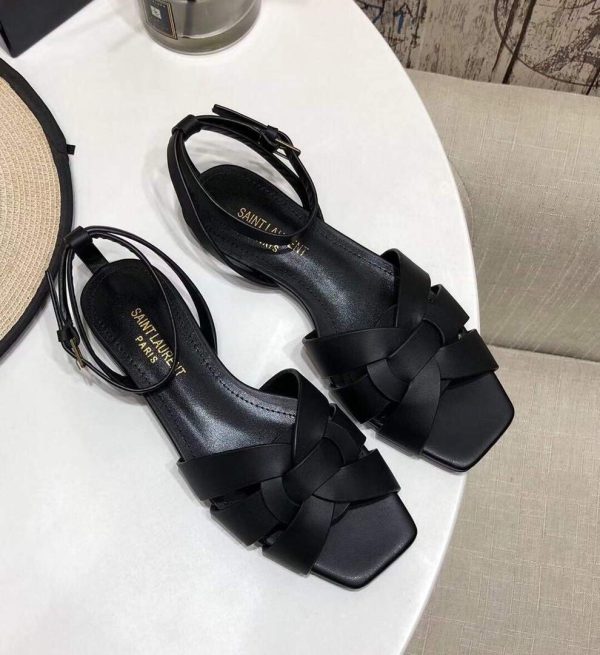 Yves Saint Laurent Tribute Flat Sandals In Smooth Leather 30149 - luxibagsmall