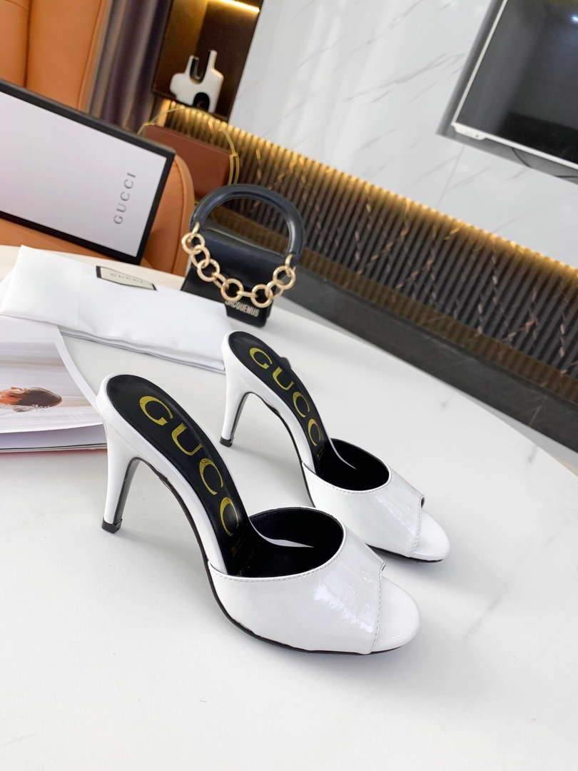 Gucci Sandals Designer Gucci Slippers 81151 White - luxibagsmall