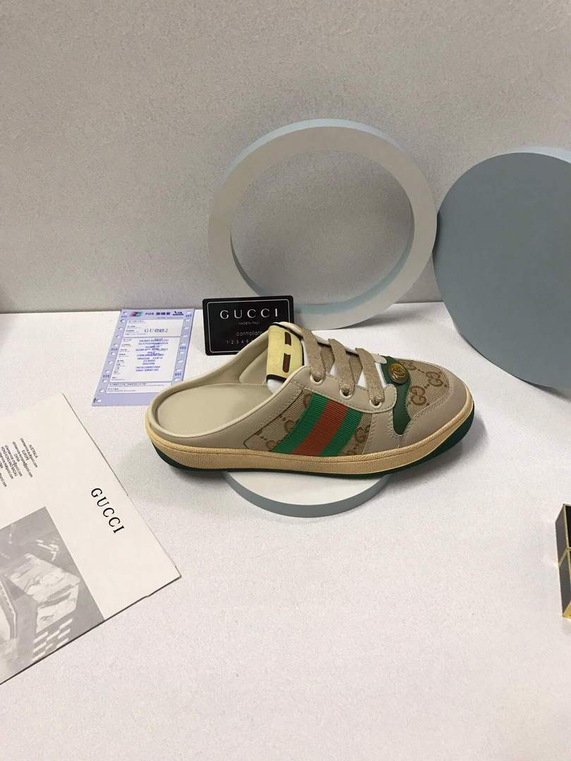 Gucci Sneakers Classic Double G Gucci Women's 81180 - luxibagsmall