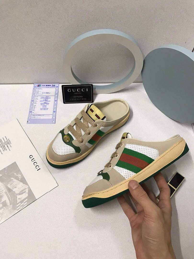 Gucci Sneakers Classic Double G Gucci Women's 81181 - luxibagsmall