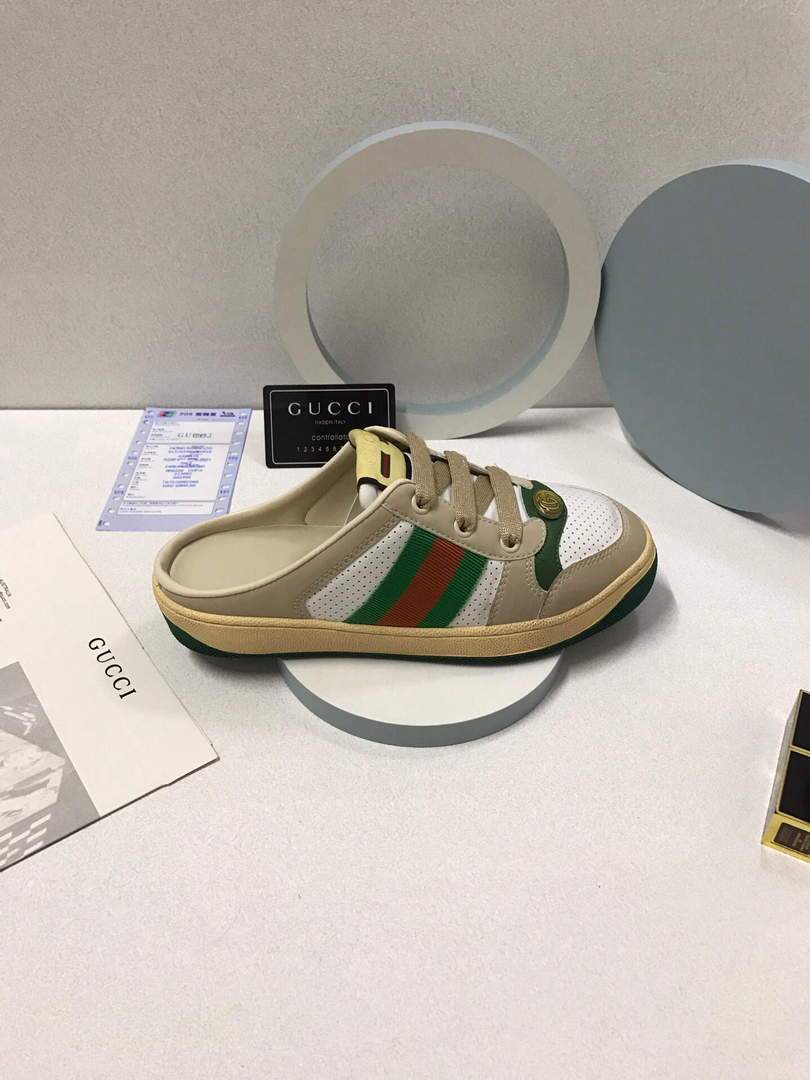 Gucci Sneakers Classic Double G Gucci Women's 81181 - luxibagsmall