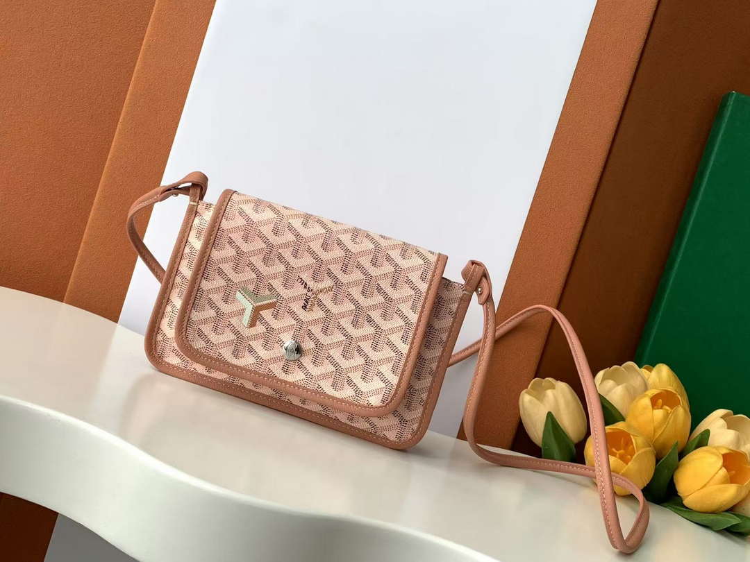 Goyard PLUMETPMLTY50CL50P Portefeuille Plumet Pocket Wallet Pearly Pink