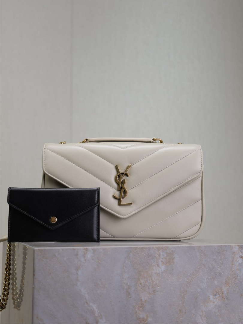 YSL 801437 Loulou small in matelassé lambskin White