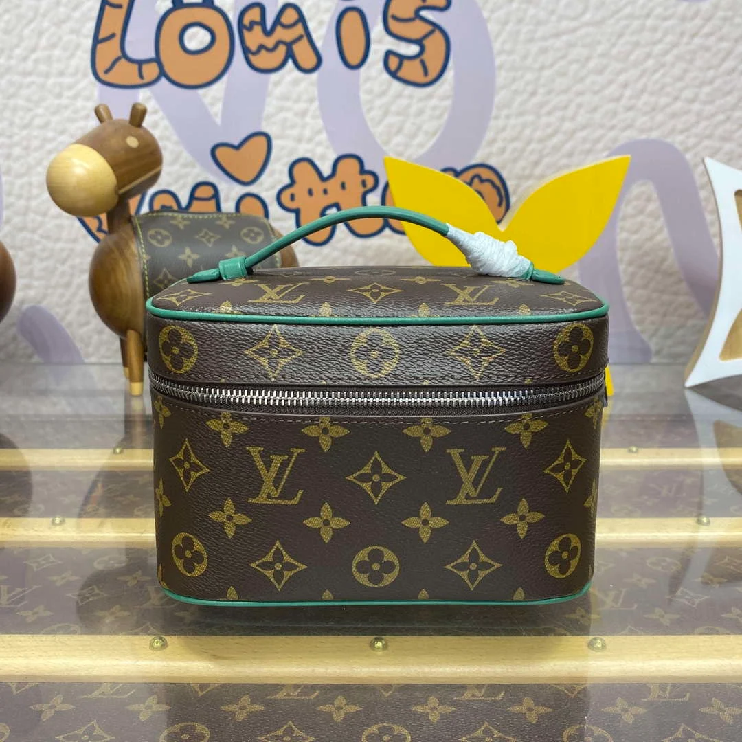 Louis Vuitton LV M12647 Nice Mini Vanity Case Monogram canvas Green